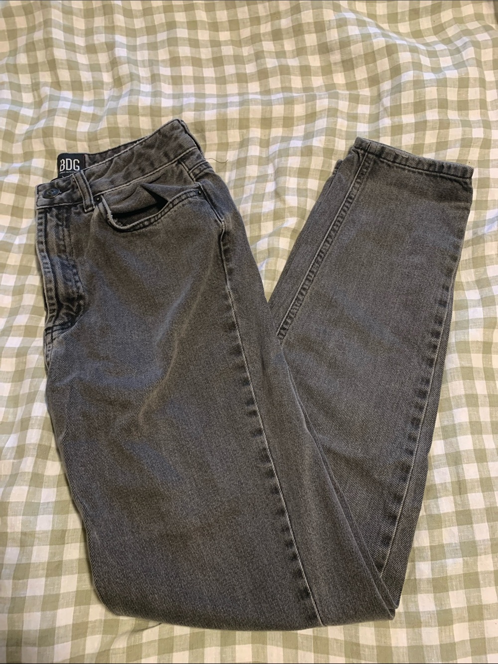 BDG Urban Outfitters black mom jean size 25